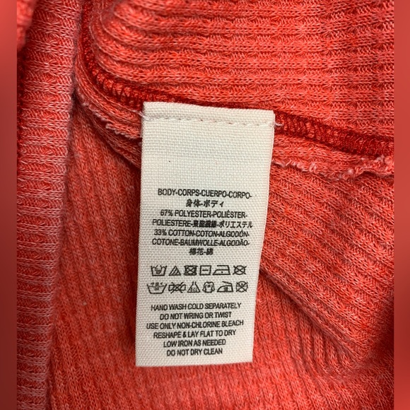 We The People Free People Red Kai Henley Long Sleeve BOHO Knit Tunic Size Large - Picture 11 of 13